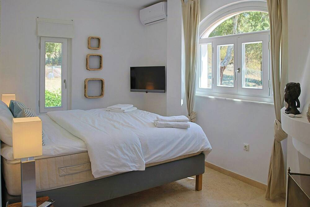 Villa mit Pool und Whirlpool in der Nähe von Granada in Alhama de Granada, Granada Provinz