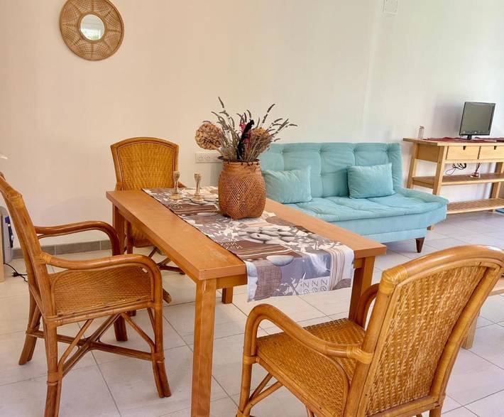 Appartement de vacances pour 3 personnes, avec Balcon et Terrasse ainsi que Jardin et Vue