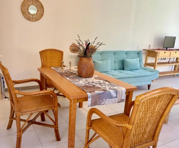Apartamento de vacaciones para 3 personas, con vistas y jardín - 1