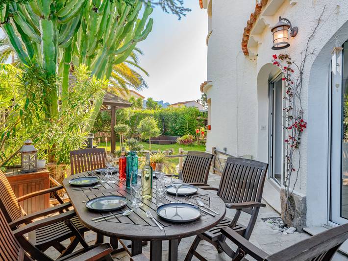 Location de vacances pour 8 personnes, avec bassin pour enfant et jardin à Els Poblets - 3