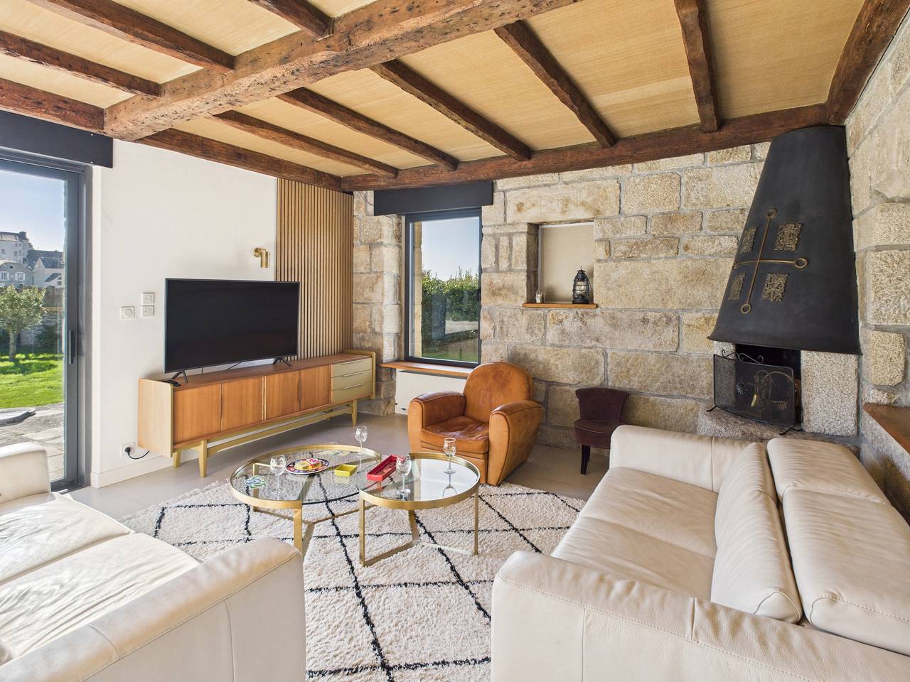 Vue rivière - grande maison et jardin pour 10 in Pont-l'Abbé, Region de Quimper