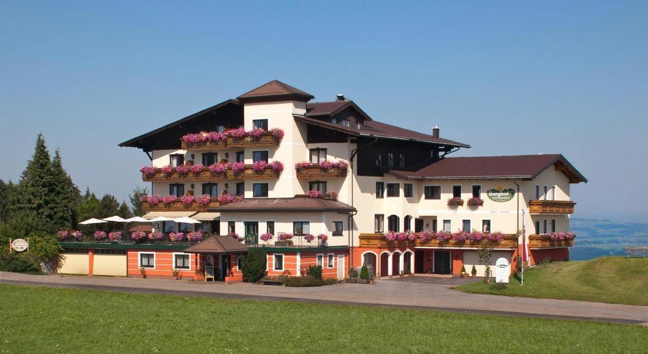 Hotel-Restaurant am Hochfuchs in Eugendorf, Bezirk Salzburg-Umgebung