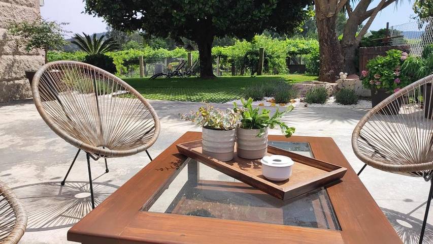 Casa rural para 2 personas, con jardín además de vistas y terraza en Salnés - 4