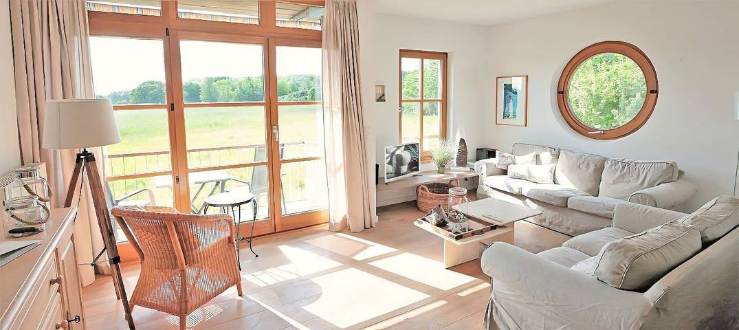 Ferienwohnung für 3 Personen, mit Ausblick und Balkon in Wittenbeck