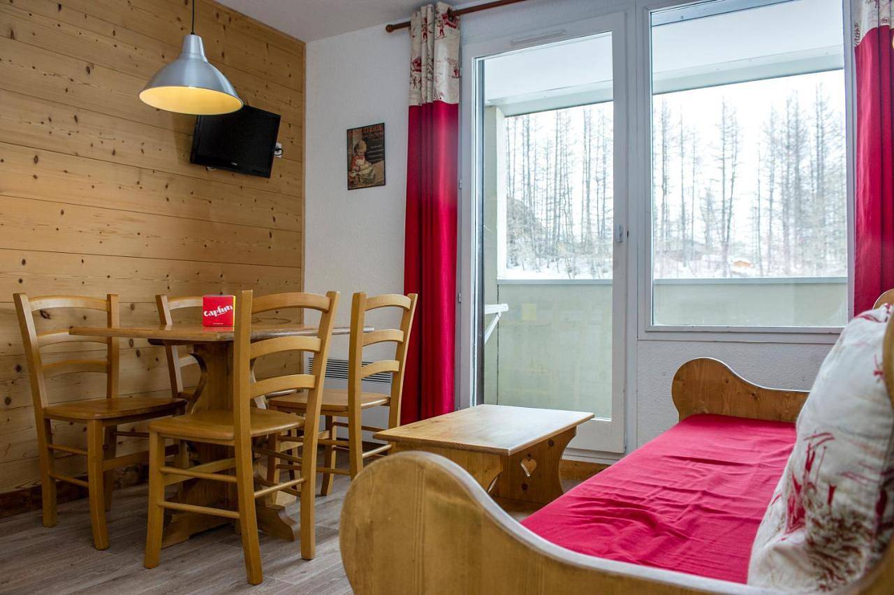 One-Bedroom Apartment in Huez, Parc national des Écrins