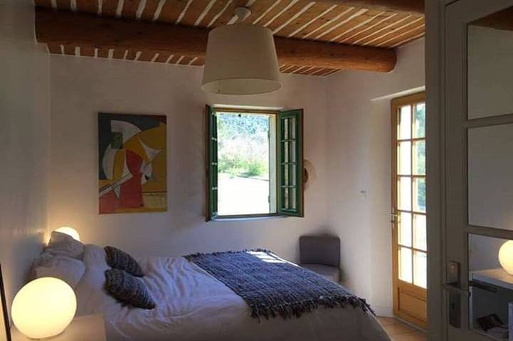 Location de vacances pour 14 personnes, avec jardin et terrasse à Pontevès - 2