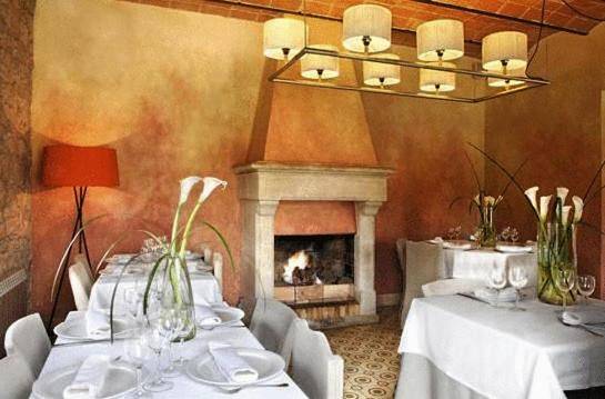 Casa rural para 2 personas, con jacuzzi además de piscina y jardín, Se admiten mascotas en Cataluña - 4