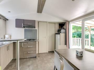 Camping pour 7 Personnes dans La Bastide-de-Sérou, Parc naturel régional des Pyrénées ariégeoises, Photo 2