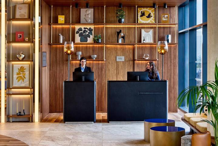 Hôtel pour 2 personnes, avec piscine et terrasse, animaux acceptés à Genas - 4