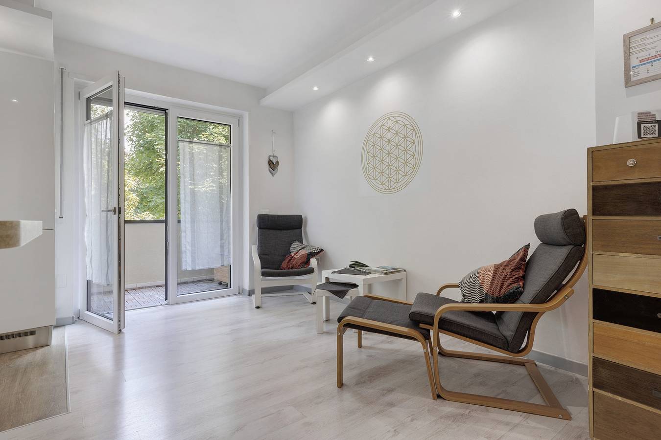 Appartement entier, Appartement 'Akira' avec vue sur les montagnes, jardin partagé et Wi-Fi in Varone, Riva del Garda