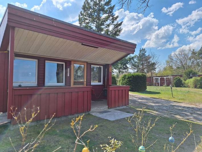 Ferienwohnung für 2 Personen, mit Terrasse und Garten sowie Sauna in Grambin