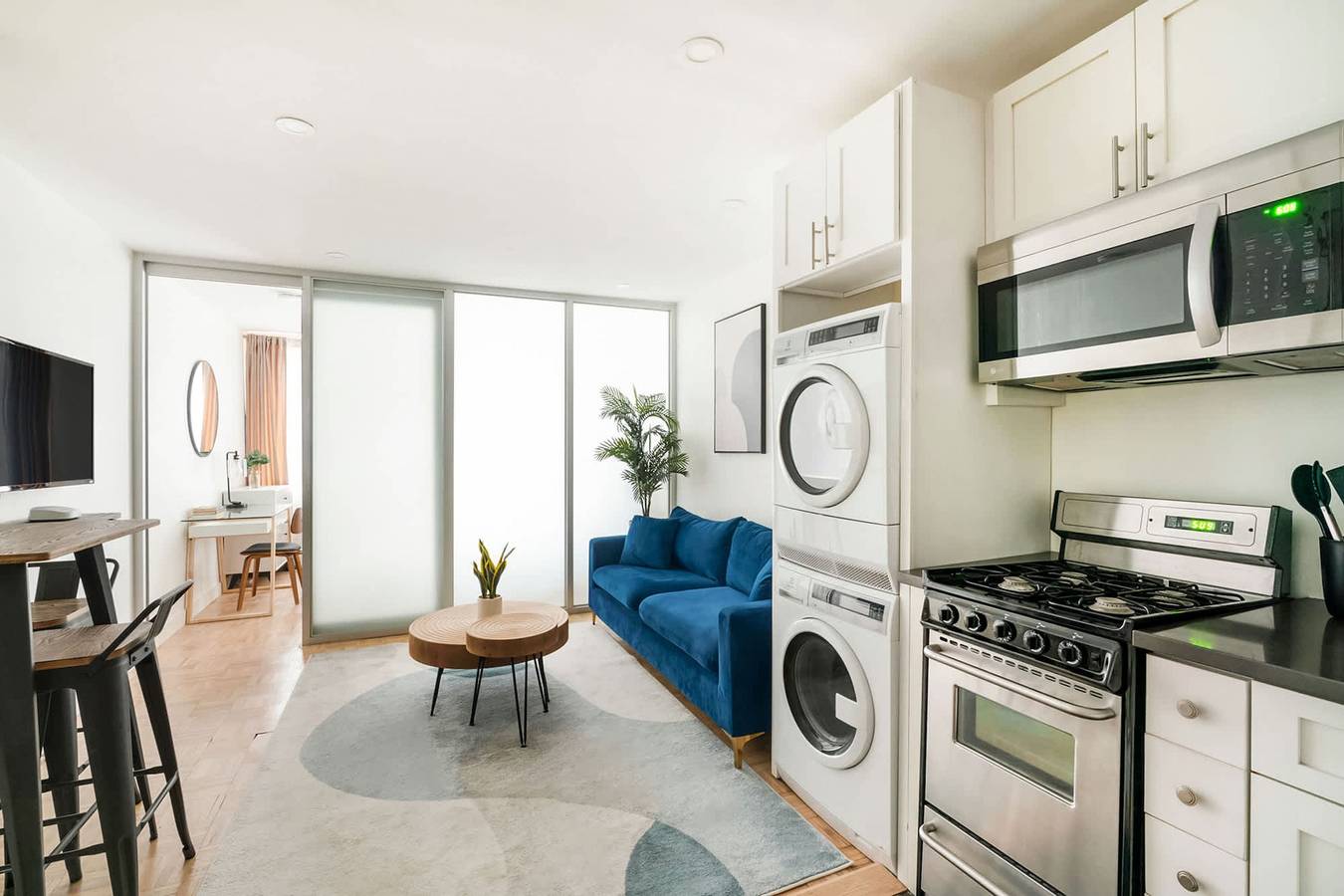 Entire apartment, 75-2B Prime Upper East Brand New 1Br W D Elev in Manhattan, New York City