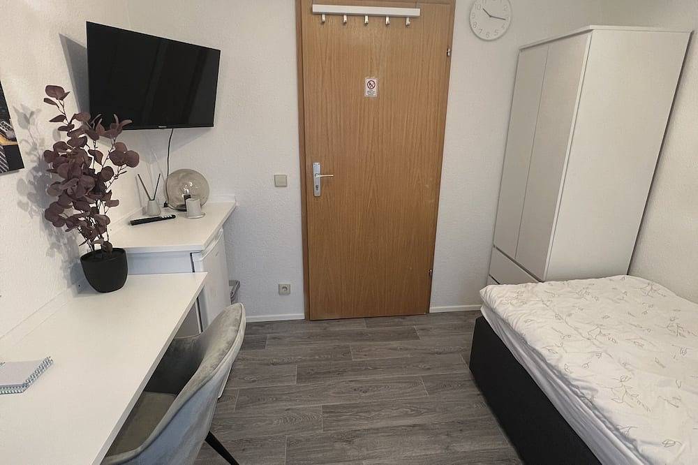 Ganze Wohnung, Schönes Zimmer mit externem Bad - nähe Donautal - ideal für Geschäftsreisen in Ulm, Schwaben