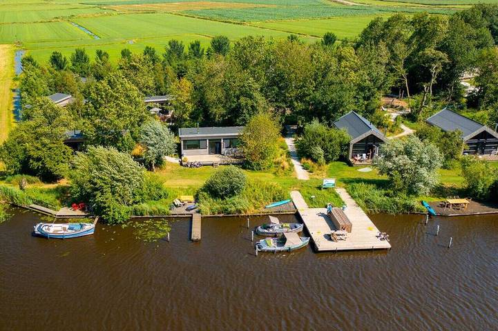 Lodge voor 4 personen, met tuin en sauna in Friesland