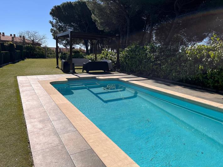 Location de vacances pour 4 personnes, avec jardin et balcon, animaux acceptés à Sant Pol de Mar - 2