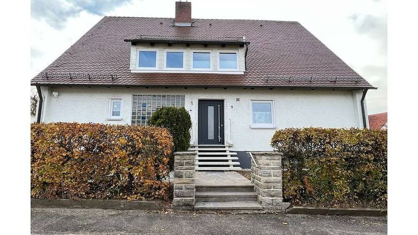 Ferienhaus für 14 Personen, mit Garten und Balkon in Schopfloch