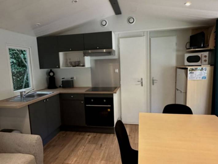 Gîte pour 6 personnes, avec terrasse et piscine, animaux acceptés à Saint-Vincent-de-Lamontjoie - 3