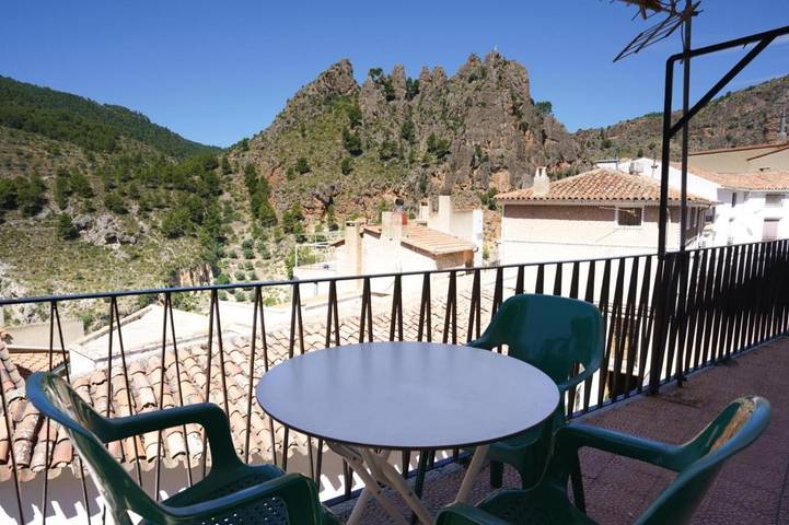 Casa rural para 4 personas, con terraza en Ayna - 4