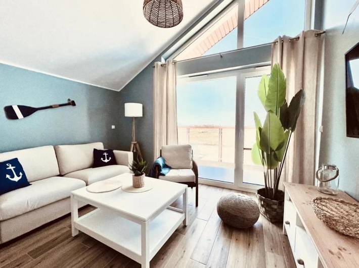 Ferienwohnung für 4 Personen, mit Terrasse und Garten sowie Kinderpool und Pool in Żarnowska