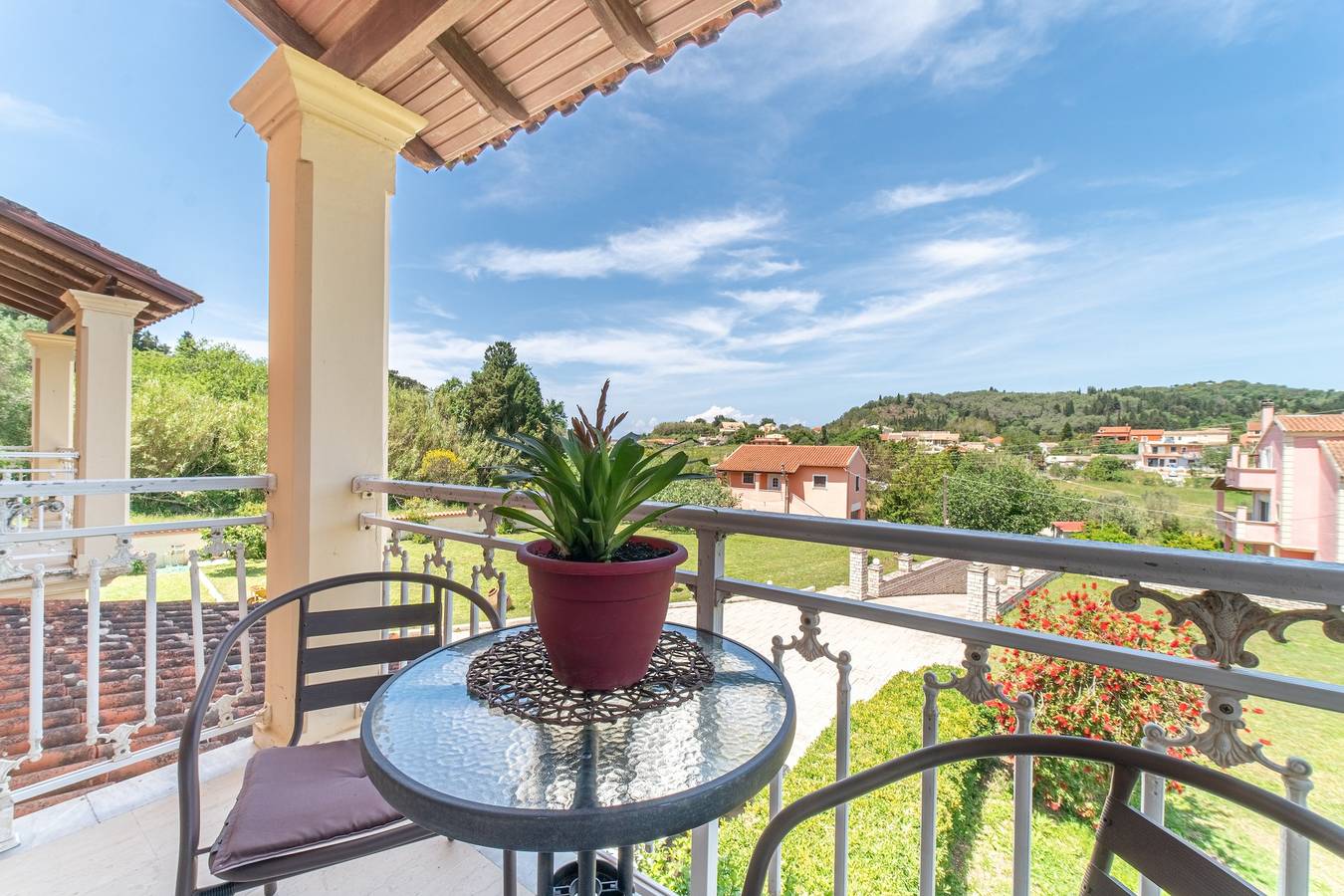 Hel leilighet, Apartment "Villa Logas" close to the Beach with Garden & Wi-Fi in Peroulades, Korfu