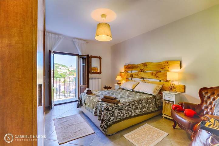 Appartement de vacances pour 6 personnes, avec Balcon ainsi que Terrasse et Vue dans Paganica