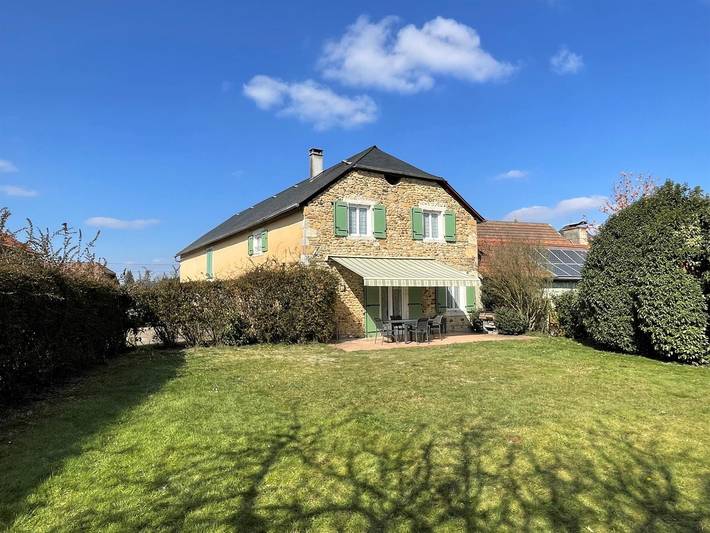 Gîte pour 6 personnes, avec terrasse et jardin, animaux acceptés - 1