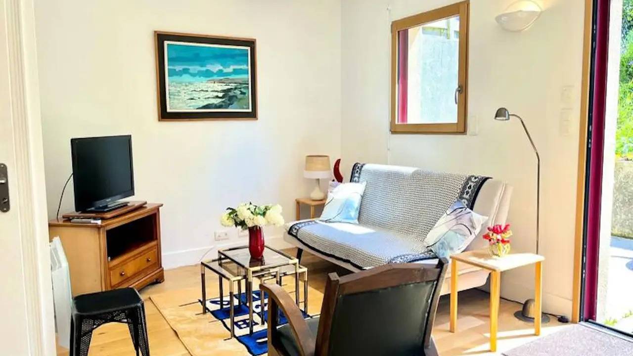 Entire holiday apartment, Ferienwohnung für 7 Personen (141 m²) in Locmiquélic in Locmiquélic, Côte des Mégalithes