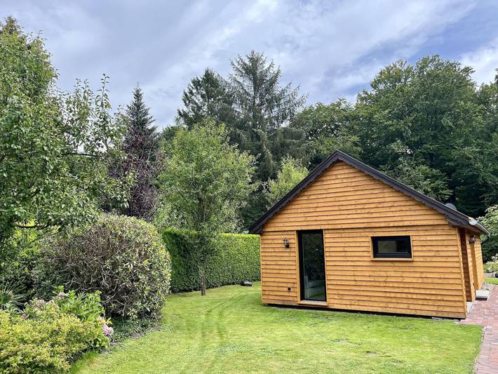 Ferienhaus für 3 Personen, mit Terrasse und Garten in Wiefelstede
