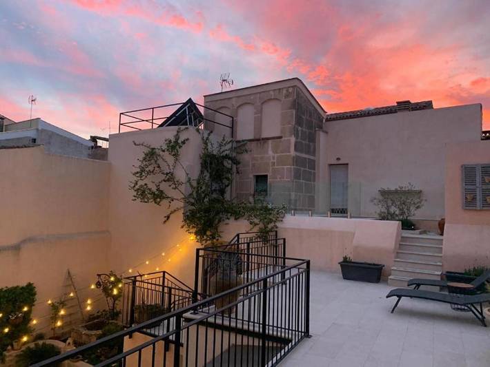Chambre d’hôte pour 2 personnes, avec jardin ainsi que vue et piscine, animaux acceptés - 1