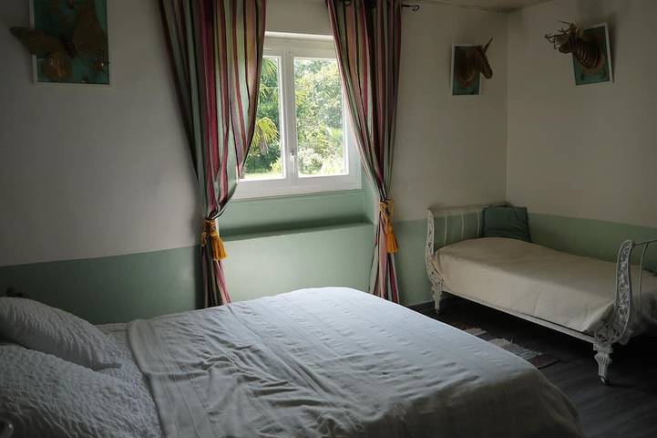 Location de vacances pour 5 personnes, avec terrasse et jardin à Saubion - 3