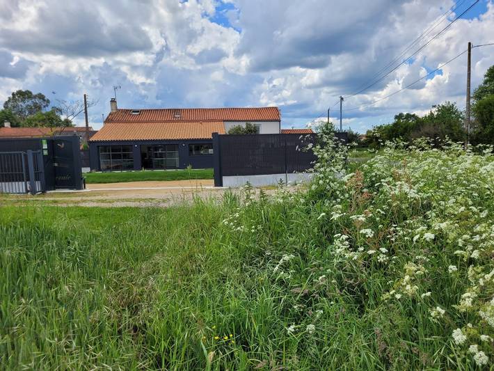 Atractivo alojamiento en Vendée con spa y sauna in La Roche-sur-Yon, Valle del Loira