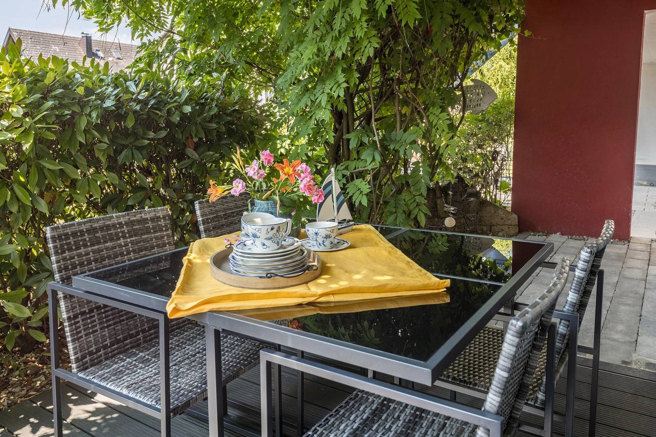 Ganze Wohnung, Ferienwohnung 'Haus Auryn' mit Privatterrasse, Gemeinschaftsgarten und Wlan in Markelfingen, Radolfzell am Bodensee