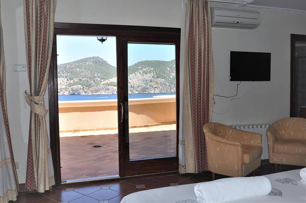 Villa Ca Tothom mit Meerblick Camp de Mar (Andratx) für 8 Personen (4 Schlafzimmer) & privatem Pool - Kostenloses Wlan in Camp de Mar, Mallorca Westen