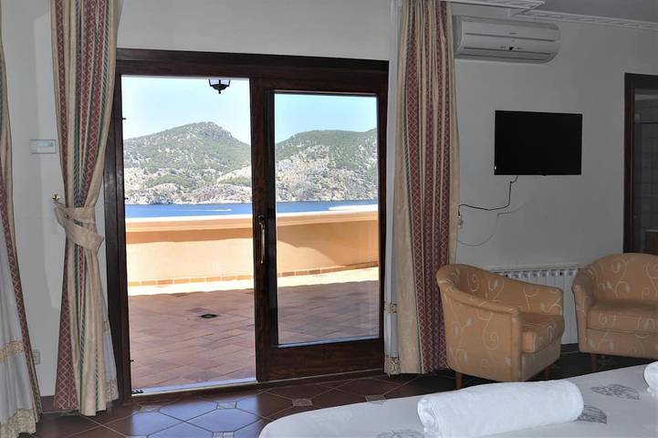 Location de vacances pour 8 personnes, avec terrasse et jardin dans Camp de Mar - 3