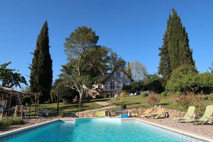 Chambre d’hôte pour 3 personnes, avec Terrasse et Jardin ainsi que Piscine et Vue à Prayssac - 2