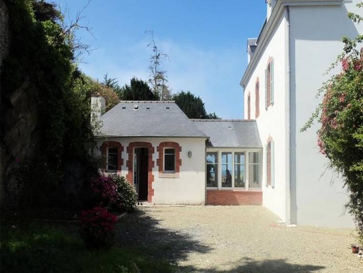 Gîte pour 13 personnes, avec jardin, adapté aux familles dans Dahouët