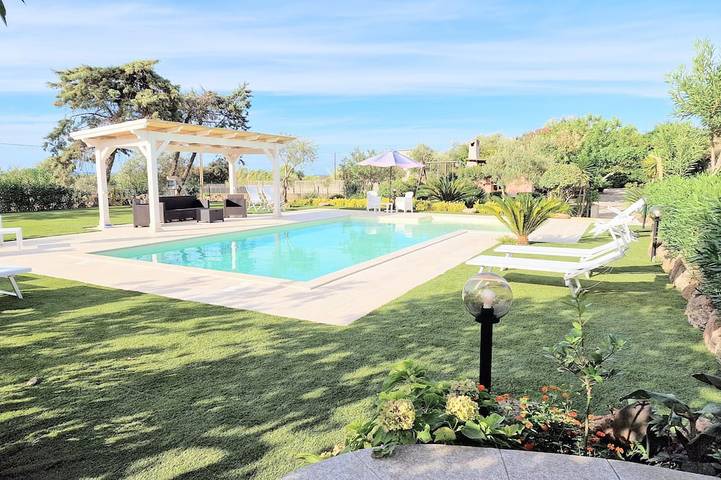 Ferienhaus für 11 Personen, mit Whirlpool und Garten, mit Haustier