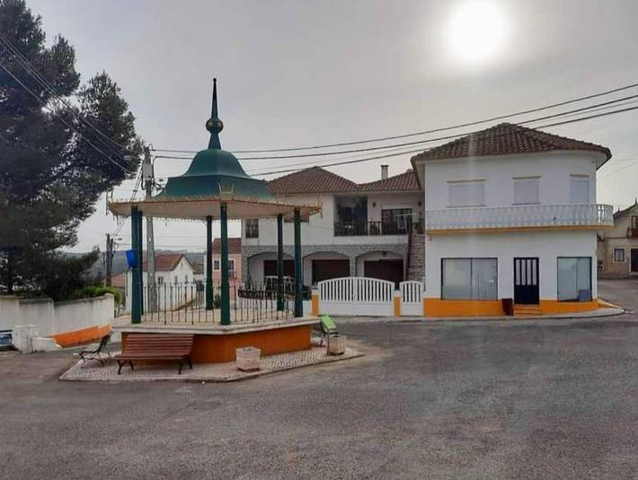 Casa de férias para 6 pessoas, com vista e varanda em Cadaval