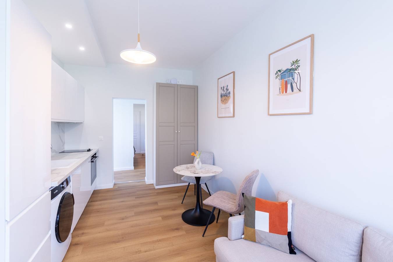 Appartement entier, Chic & Moderne à Pessac | Parking Gratuit & Wifi in Pessac, Région de Bordeaux