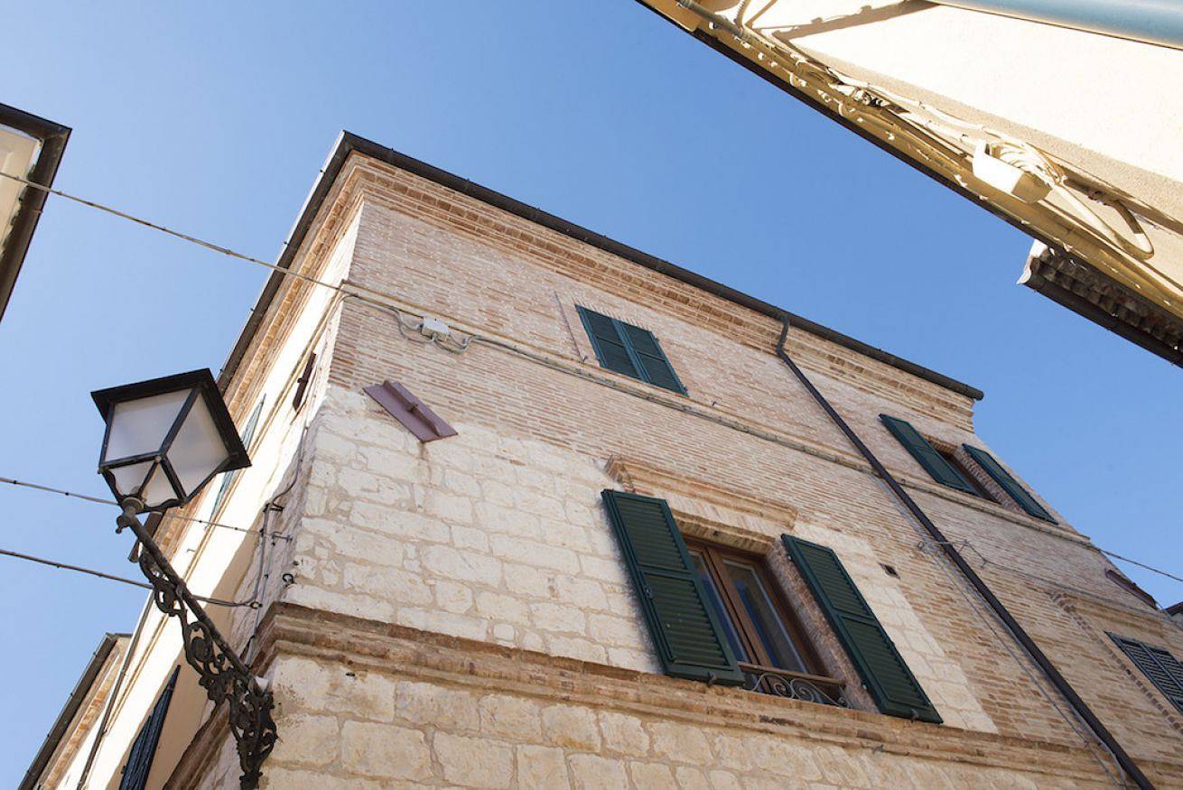 Apartamento entero, S188 Sirolo, wonderful two-room apartment in the alleys in Sirolo, Riviera del Conero