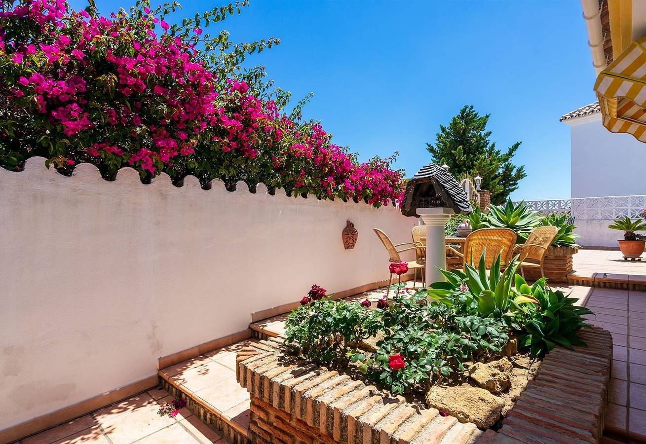 Stunning Villa in Cerros del Aguila  in Mijas Costa, Mijas