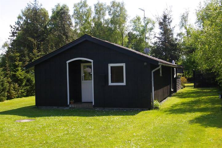 Ferienhaus für 4 Personen, mit Terrasse und Garten in Marielyst