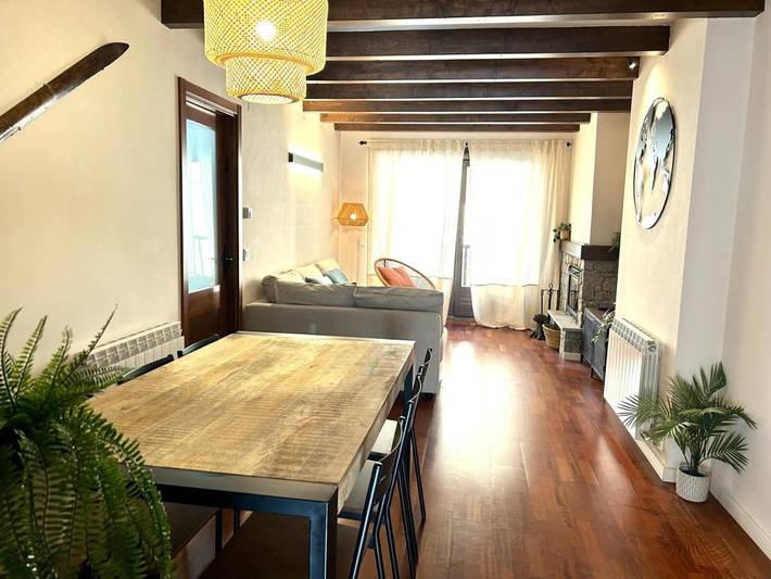 Apartamento de vacaciones para 6 personas, con vistas y balcón, Se admiten mascotas en Pallars Sobirà - 4