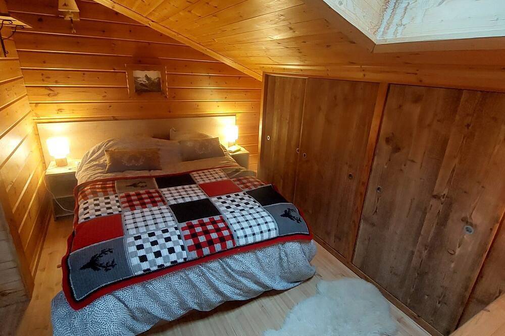10-person chalet with exceptional Mont Blanc view and Nordic bath in Passy, Pays du Mont-Blanc