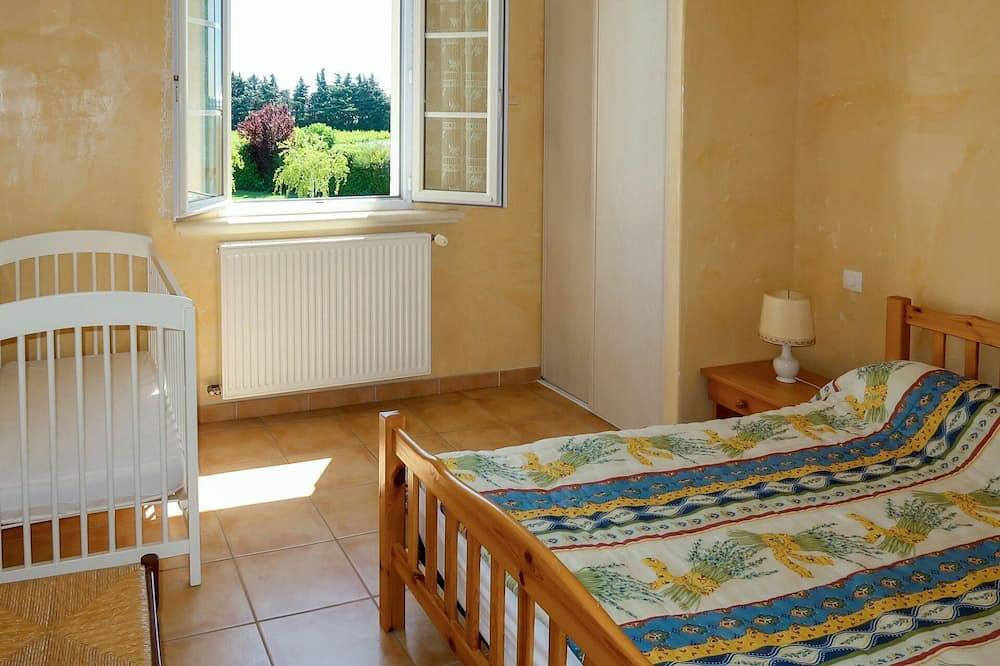 Magnifique maison de vacances privée pour 8 personnes avec Wifi, Tv et terrasse in Valréas, Enclave de Valreas