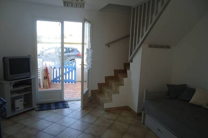 Location de vacances pour 2 personnes, avec terrasse dans Plage des Huttes - 2