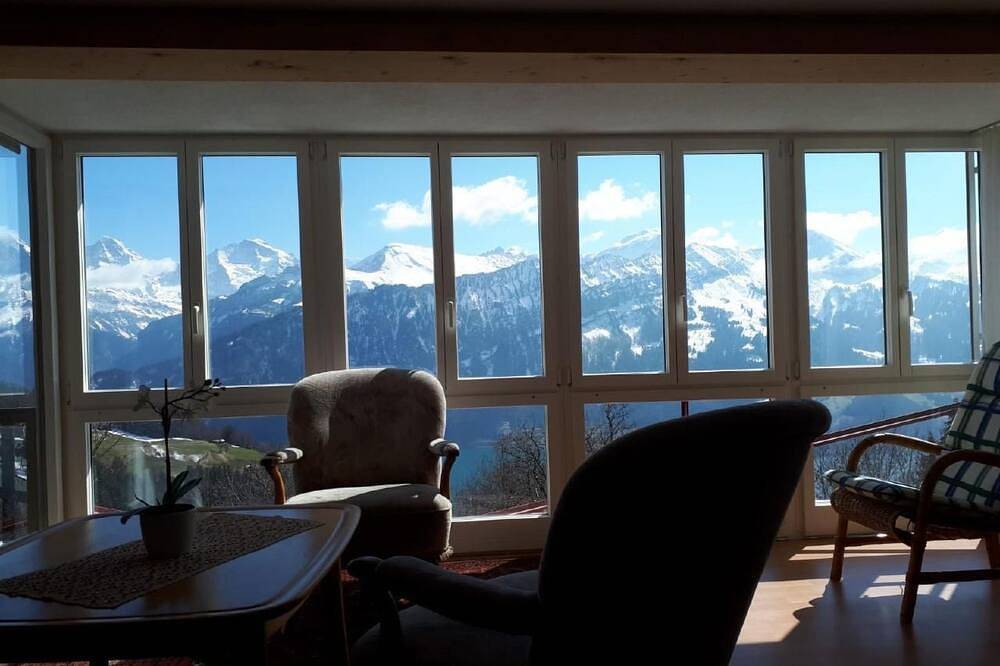 Ganze Wohnung, Berg- und Seeblick in Beatenberg, Thunersee