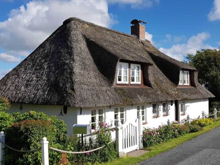 Ferienhaus für 5 Personen, mit Terrasse und Garten in Poppenbüll - 3