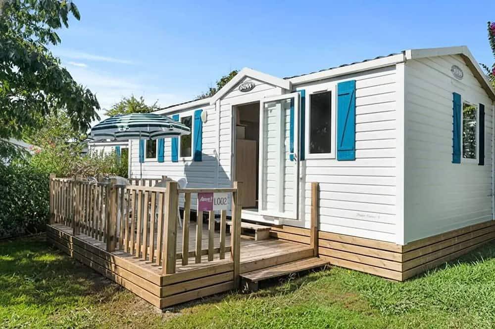 Mobil-home | Classic | 2 Ch. | 4 pers. | Terrasse surélevée non couverte in Saint-Julien-des-Landes, Vallée de la Loire