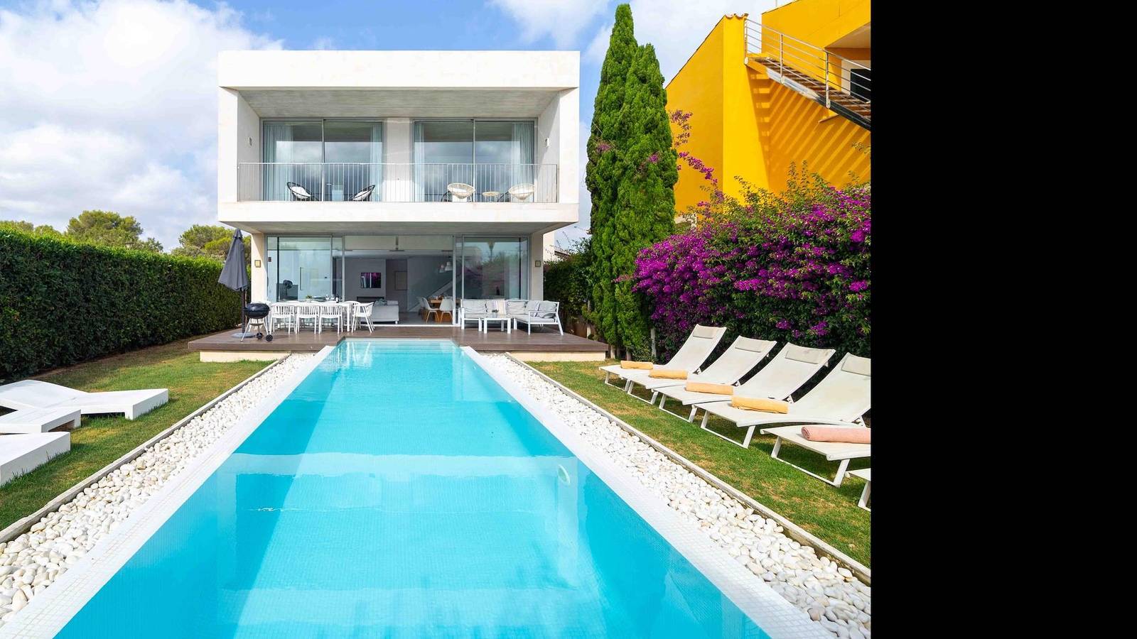 Villa Barcares - Spektakuläre Designer-Villa mit Pool und Garten in Alcúdia in Es Barcarès, Alcúdia